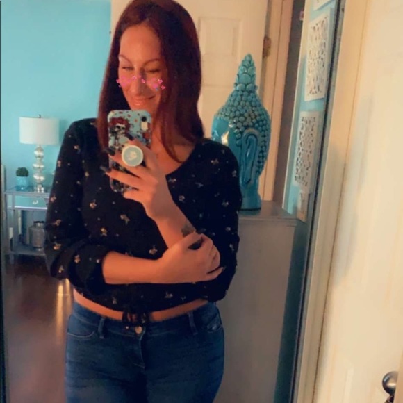 Meet your Posher, Melly Muffins 👙👗👢 - Picture 2 of 10